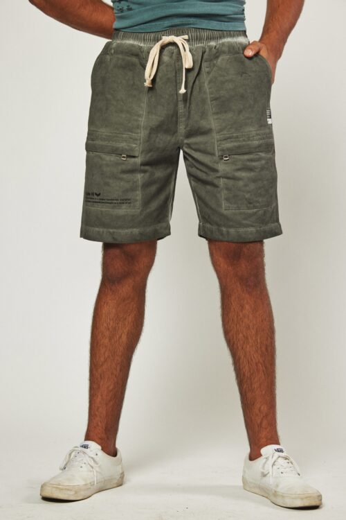 Washed Olive Green Pockets Bermuda Man Pants ATTITUDE