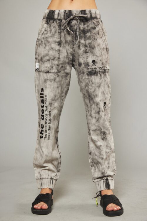Washed Gray Thin Fabric Denim Jogger Cut Pants  DETAILS