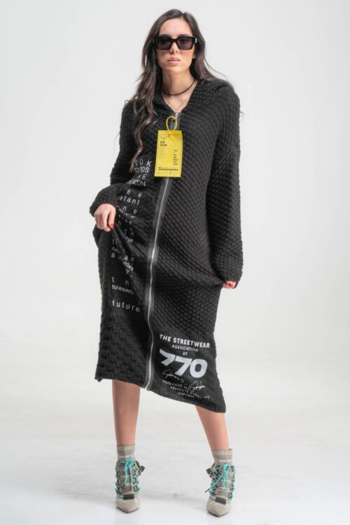 Black  Knitted Long Buttoned Jacket LOOK