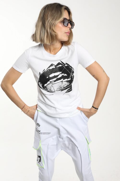 Short Sleeve Designed  White  T- Shirt LIPS