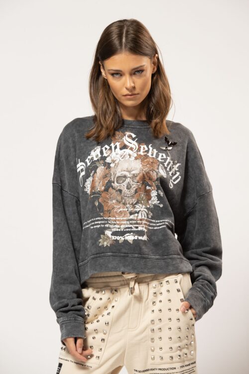 Washed Grey Long Sleeves Wide Top SKULL