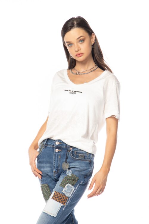  Basic Destroyed T Shirt  ANSWER