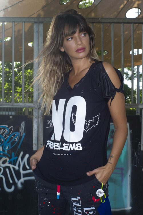 Black T-shirt NO