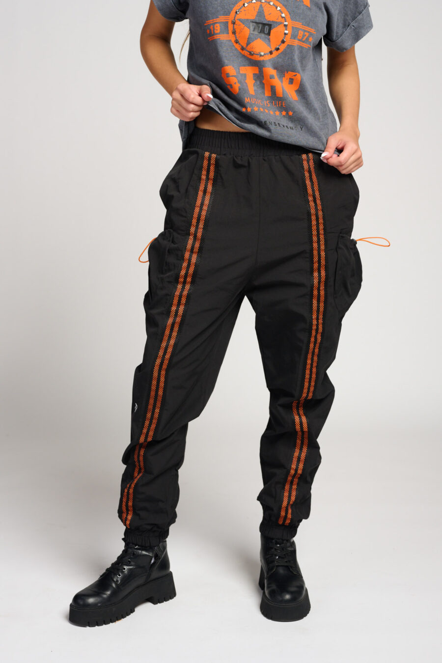 770 LOOKBOOK 8148541