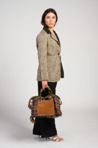 770 LOOKBOOK 8149672