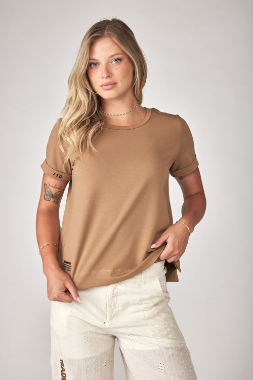 T-shirt folded sleeve WARNING