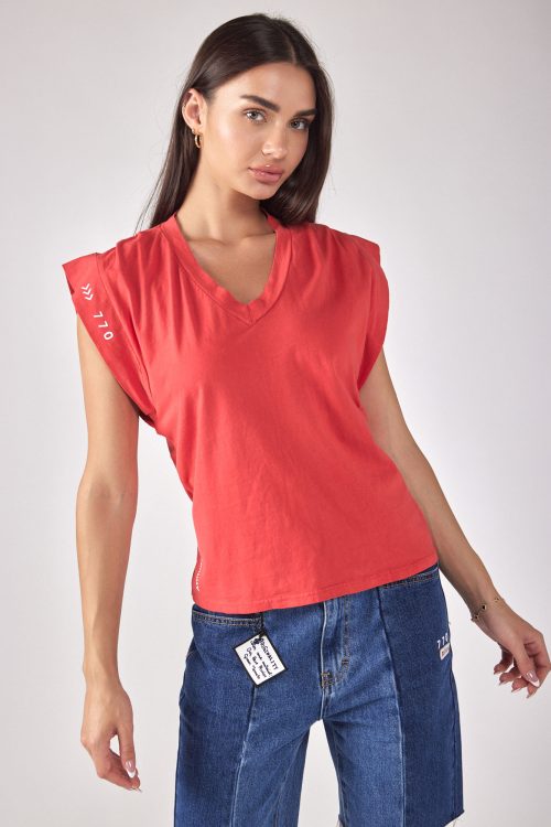 Sleeveless Top 770