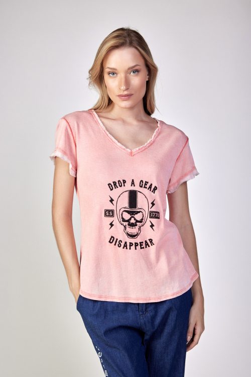 V-neck t-shirt GEAR