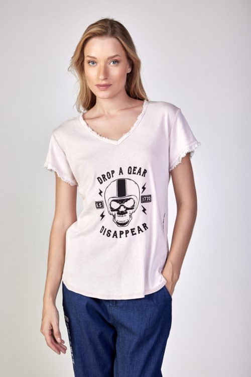 V-neck t-shirt GEAR