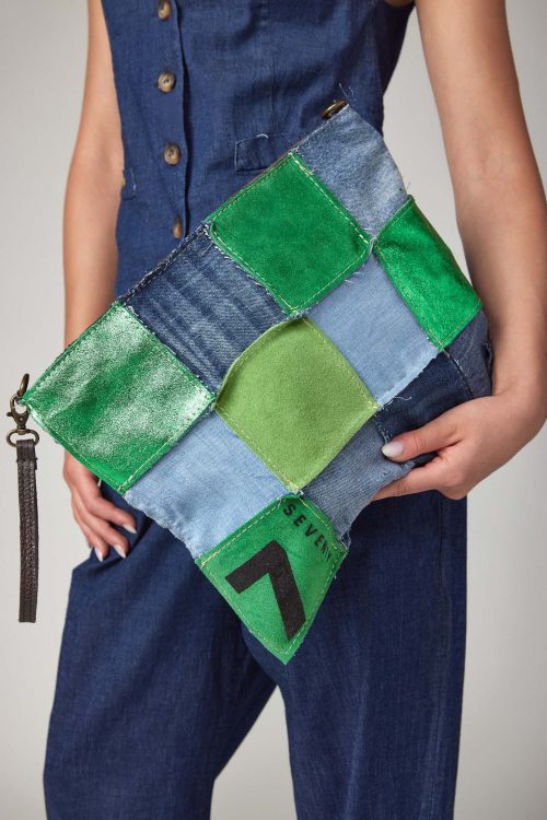 jeans and leather clutch bag 7SEVENTY