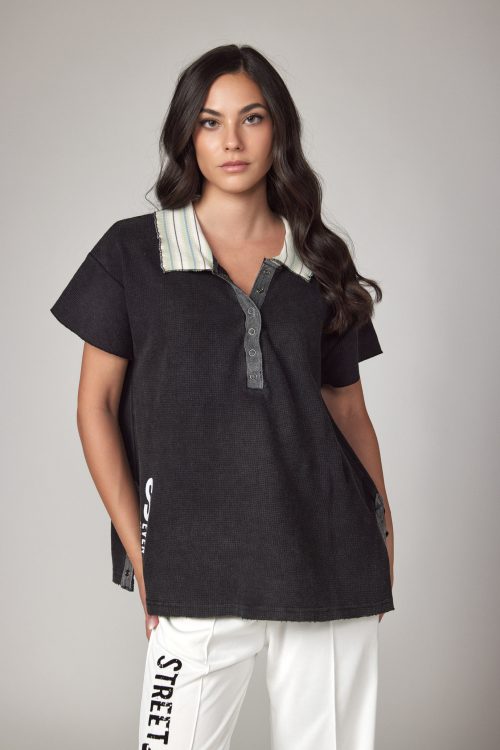 Half-buttoned collar T-shirt SEVEN