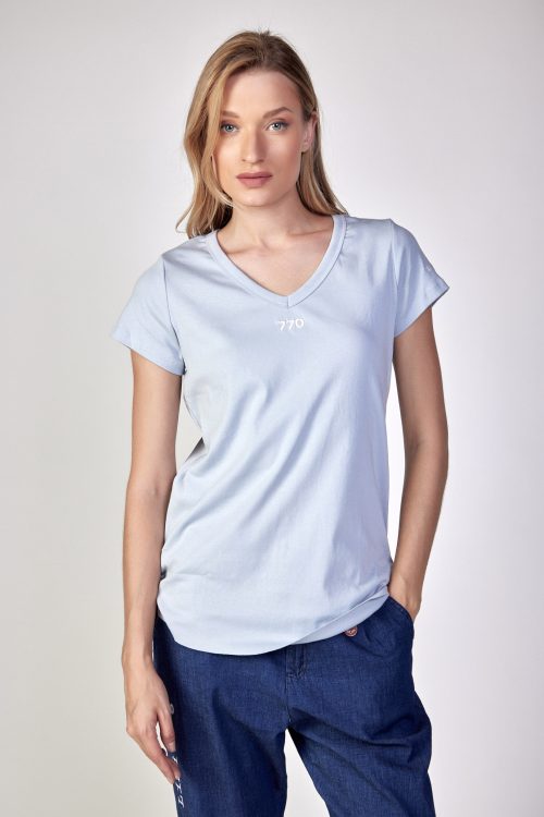 v-neck t-shirt BASIC