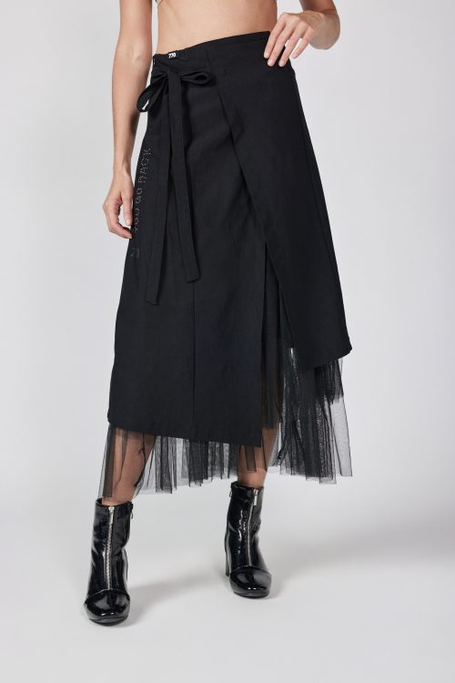 Wrap skirt with tulle combination GO BACK