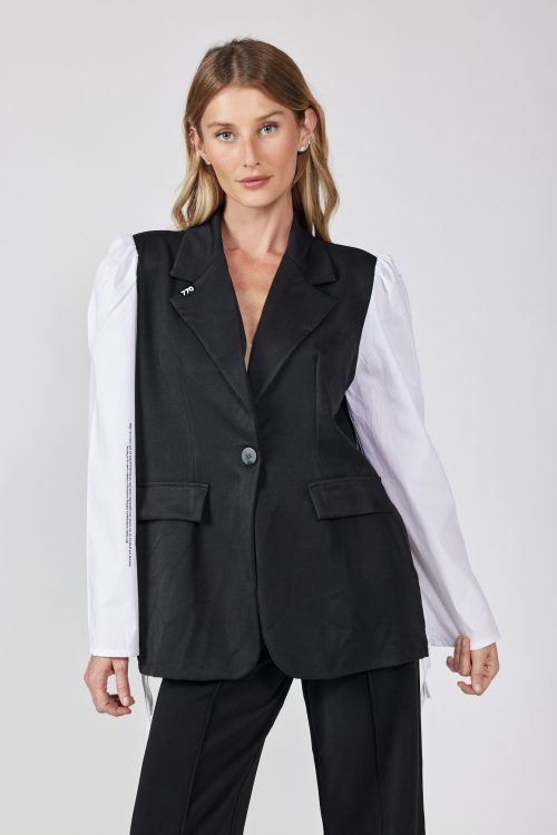 Jacket with puffed sleeves 770