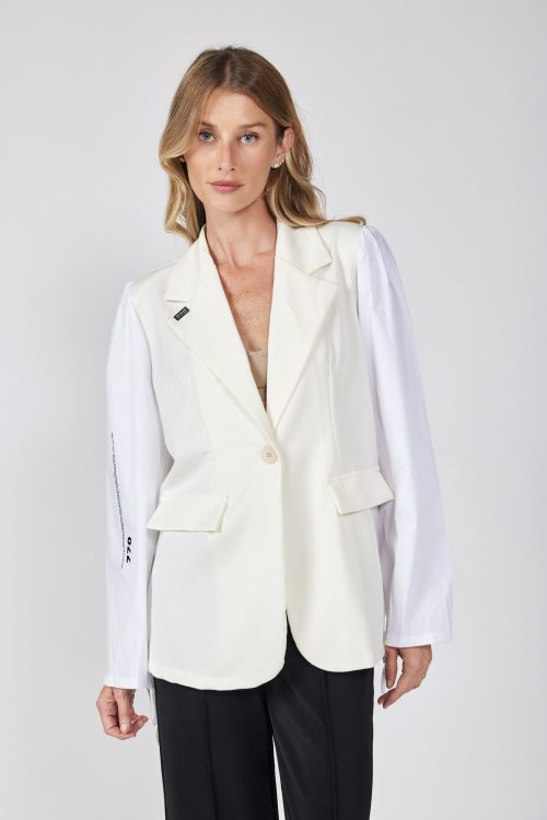 Jacket with puffed sleeves 770