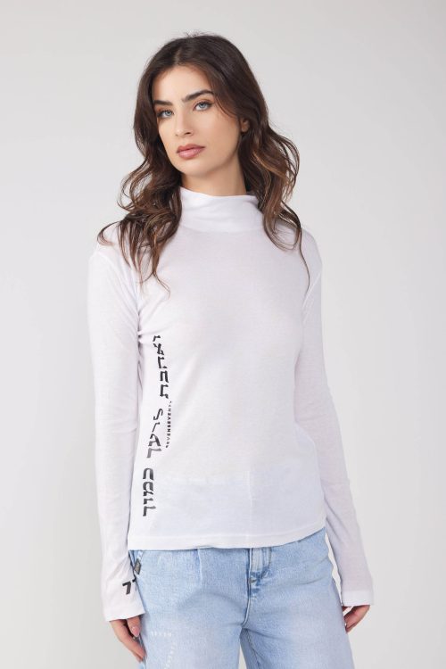 Basic Turtleneck Shirt LOVE