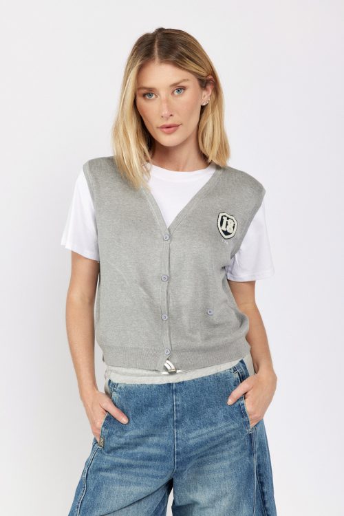 Sleeveless T-Shirt 18