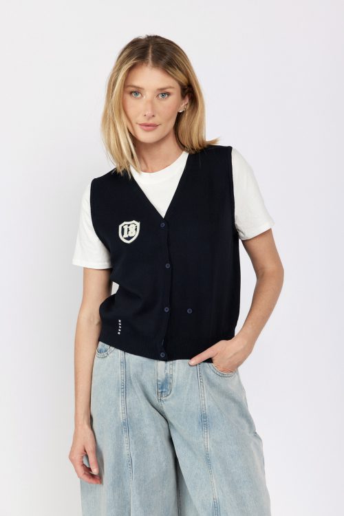 Sleeveless T-Shirt 18